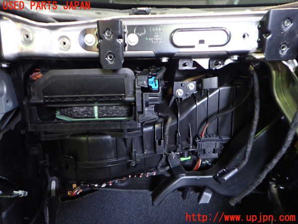 2UPJ-9231486081]アウディ・TT クーペ(8JBUBF)エバポレーター1 中古_4