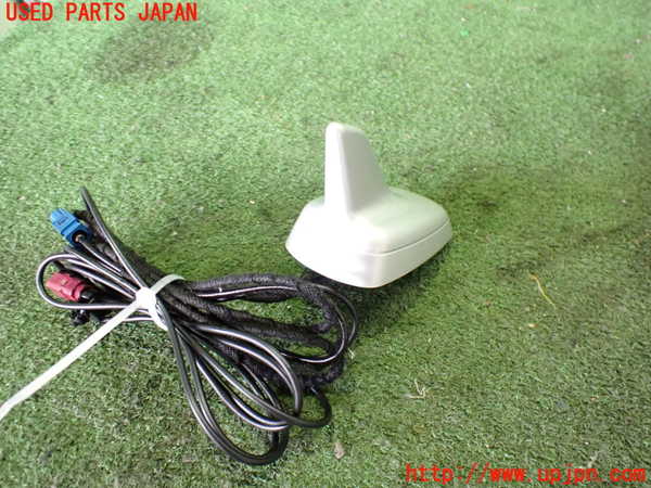 2UPJ-9231486550]アウディ・TT クーペ(8JBUBF)アンテナ 中古_2