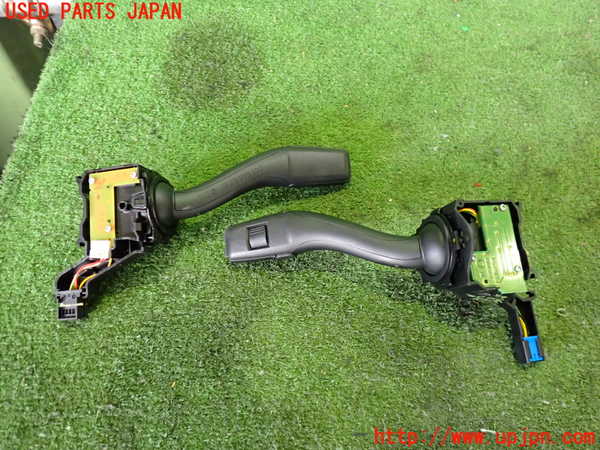 2UPJ-9231486720]アウディ・TT クーペ(8JBUBF)コンビネーションスイッチ 中古_4
