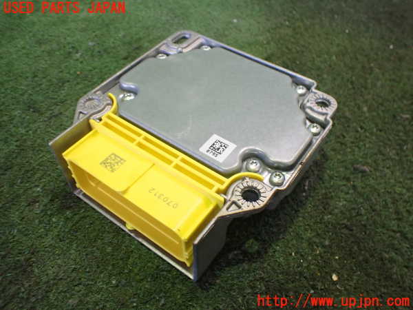2UPJ-9231486145]アウディ・TT クーペ(8JBUBF)エアバッグコンピューター 中古_2