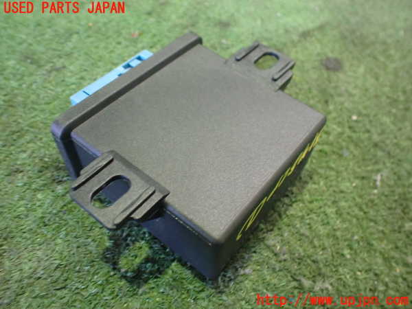 2UPJ-9231486146]アウディ・TT クーペ(8JBUBF)コンピューター1 中古_2