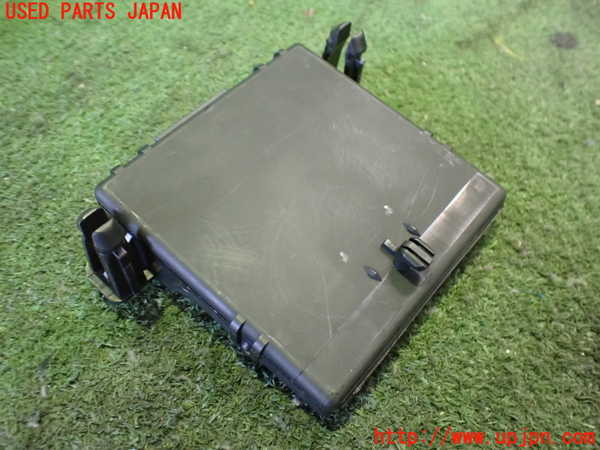 2UPJ-9231486147]アウディ・TT クーペ(8JBUBF)コンピューター2 中古_2