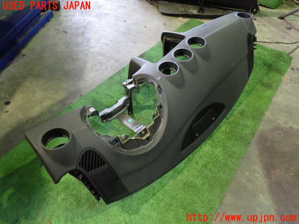 2UPJ-9231487505]アウディ・TT クーペ(8JBUBF)ダッシュボード 中古_3