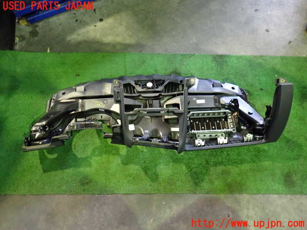 2UPJ-9231487505]アウディ・TT クーペ(8JBUBF)ダッシュボード 中古_4