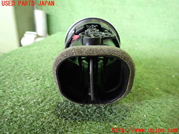 2UPJ-9231487527]アウディ・TT クーペ(8JBUBF)エアコン吹き出し口2 (右) 中古_2