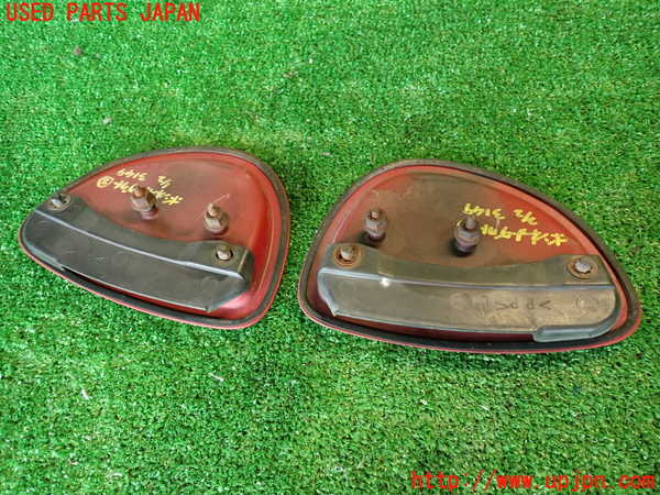 2UPJ-9231491064]セリカ GT-FOUR(ST205)ボンネットダクト2 中古_4