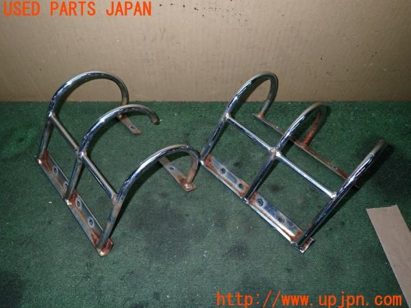 3UPJ=9231500040]三菱 ジープ(J53)社外 テールランプガード 中古_3