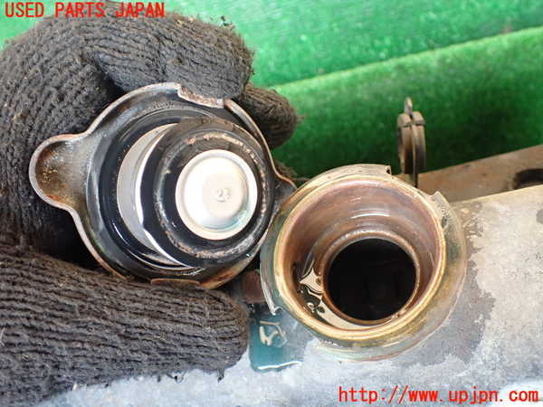 1UPJ-9231502321]三菱ジープ(J53)ラジエーター1 中古_4