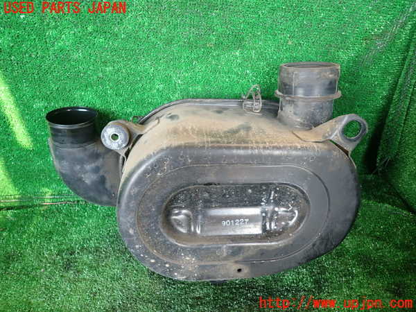 1UPJ-9231502560]三菱ジープ(J53)エアクリーナーボックス 中古_2