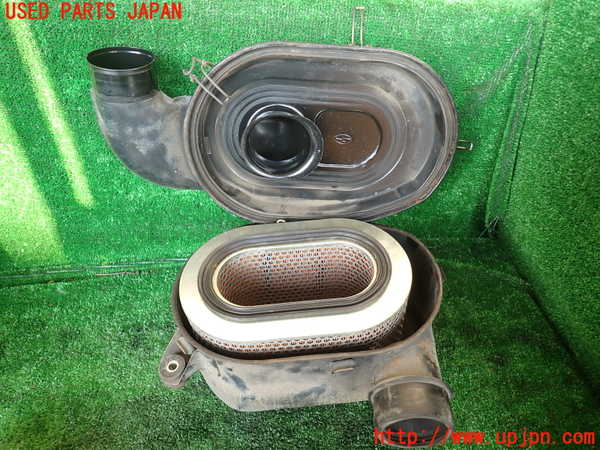 1UPJ-9231502560]三菱ジープ(J53)エアクリーナーボックス 中古_3