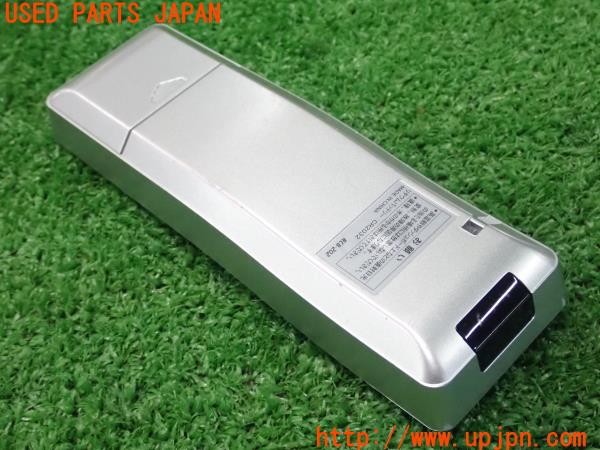 3UPJ=9231510571]ポルシェ カイエン(92AM5502 958型)Clarion クラリオン RCB-202 ナビ用リモコン 中古_2