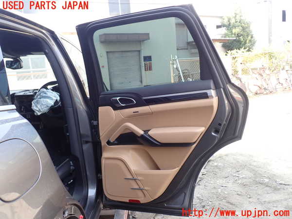 1UPJ-9231511290]ポルシェ・カイエン(92AM5502)右後ドア M54600 中古_4
