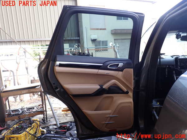 1UPJ-9231511320]ポルシェ・カイエン(92AM5502)左後ドア M54600 中古_4