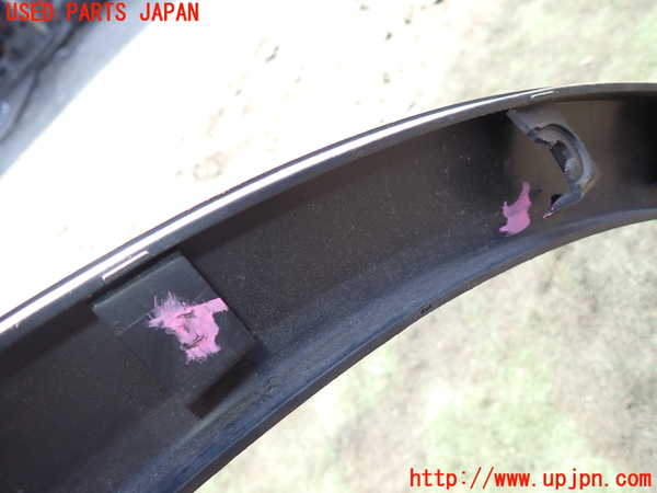 1UPJ-9231511440]ポルシェ・カイエン(92AM5502)右前オーバーフェンダー ジャンク部品取り_4