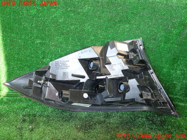 1UPJ-9231511530]ポルシェ・カイエン(92AM5502)右テールランプ 中古_2