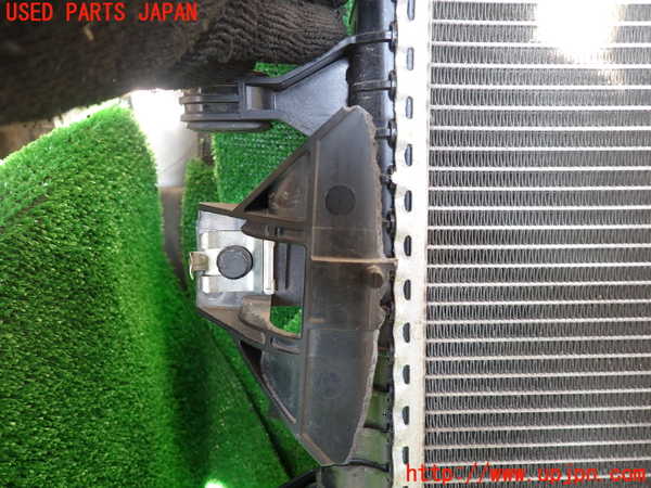 1UPJ-9231512321]ポルシェ・カイエン(92AM5502)ラジエーター1 中古_5