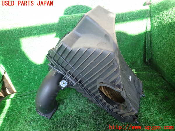 1UPJ-9231512560]ポルシェ・カイエン(92AM5502)エアクリーナーボックス 中古_2