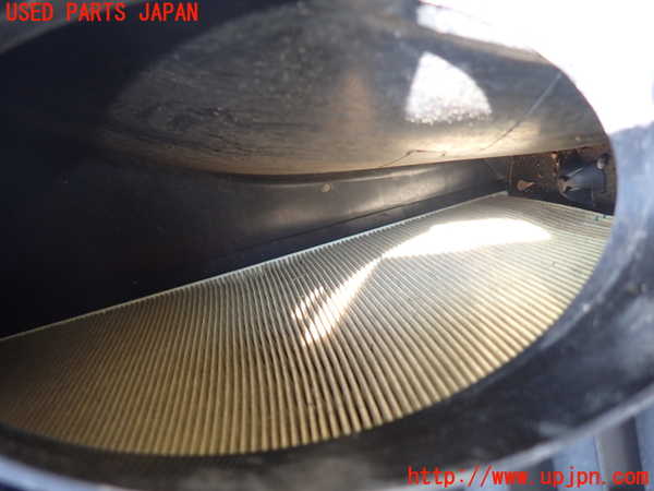 1UPJ-9231512560]ポルシェ・カイエン(92AM5502)エアクリーナーボックス 中古_3