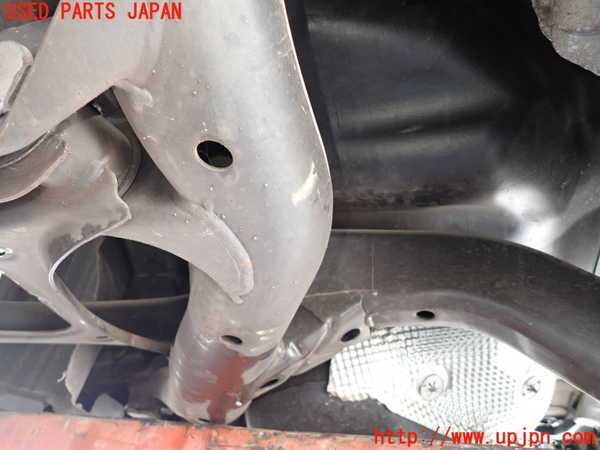 1UPJ-9231515295]ポルシェ・カイエン(92AM5502)リアメンバー 中古_5