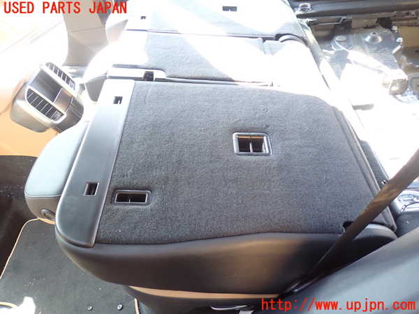 1UPJ-9231517175]ポルシェ・カイエン(92AM5502)左2列目シート 中古_4