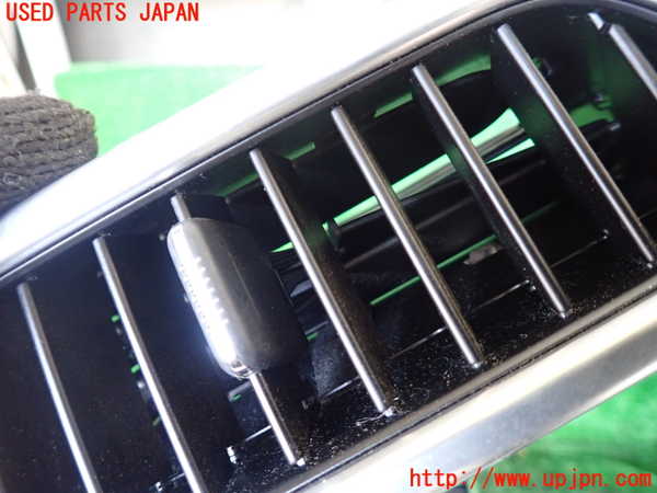 1UPJ-9231517528]ポルシェ・カイエン(92AM5502)エアコン吹き出し口3 (真中) 中古_2