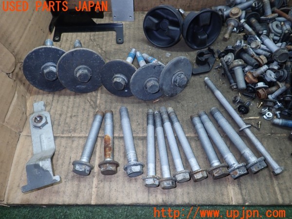 3UPJ=9231520720]ジープラングラー アンリミテッド(JK36L)ネジ・ナット・ステー類 セット ジャンク_3