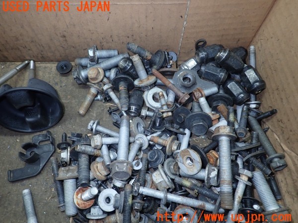 3UPJ=9231520720]ジープラングラー アンリミテッド(JK36L)ネジ・ナット・ステー類 セット ジャンク_4