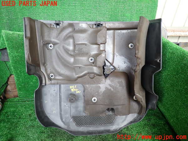 1UPJ-9231522160]ジープ・ラングラー アンリミテッド(JK36L)エンジンアッパーカバー 中古_3