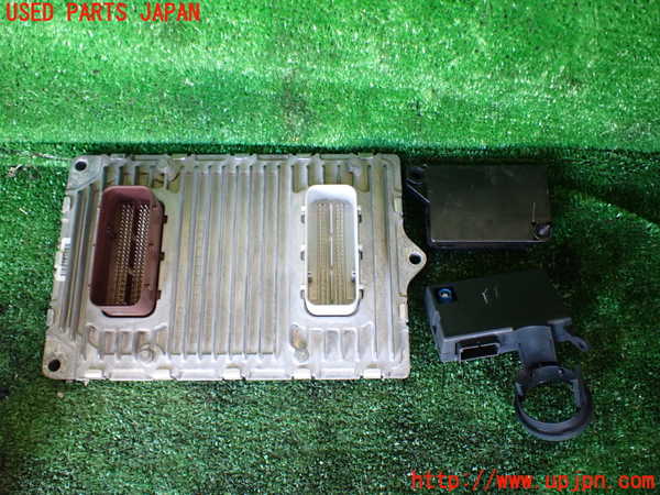 1UPJ-9231526110]ジープ・ラングラー アンリミテッド(JK36L)エンジンコンピューター 中古_5