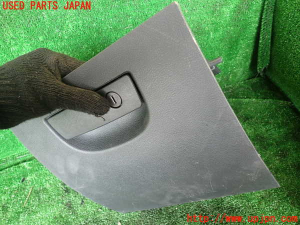 1UPJ-9231527516]ジープ・ラングラー アンリミテッド(JK36L)グローブボックス1 中古_2