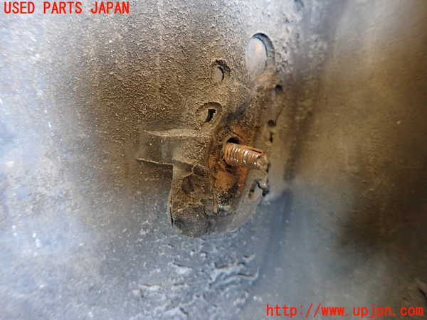 1UPJ-9231531454]ハイラックスサーフ N130系 4ドア(VZN130G)右リアマッドガード(泥除け) 中古_4