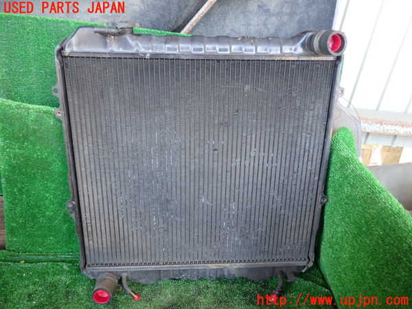 1UPJ-9231532321]ハイラックスサーフ N130系 4ドア(VZN130G)ラジエーター1 中古_2