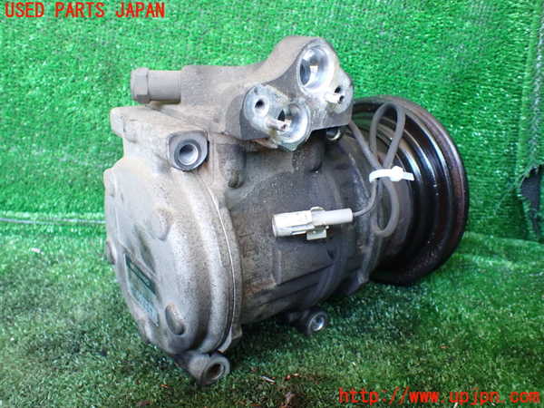 1UPJ-9231536025]ハイラックスサーフ N130系 4ドア(VZN130G)エアコンコンプレッサー 中古_2