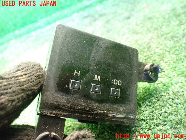 1UPJ-9231537850]ハイラックスサーフ N130系 4ドア(VZN130G)時計 中古_2