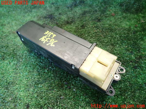 1UPJ-9231536240]ハイラックスサーフ N130系 4ドア(VZN130G)右前パワーウィンドウスイッチ 中古_2