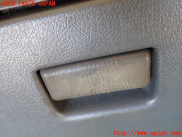 1UPJ-9231537516]ハイラックスサーフ N130系 4ドア(VZN130G)グローブボックス1 中古_2