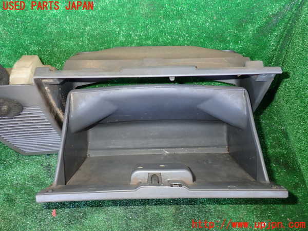 1UPJ-9231537516]ハイラックスサーフ N130系 4ドア(VZN130G)グローブボックス1 中古_3