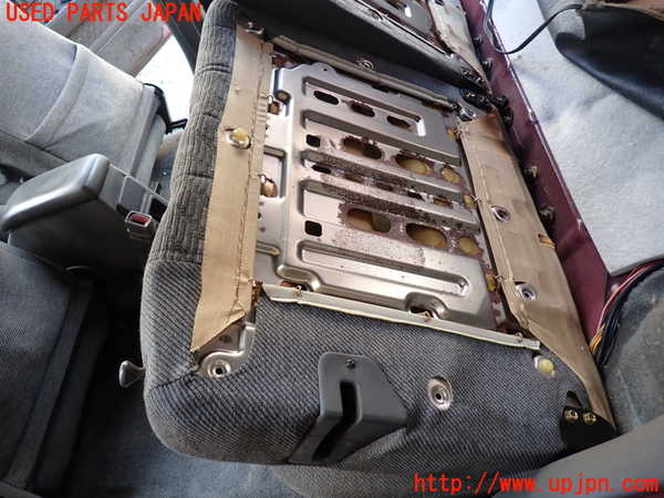 1UPJ-9231537175]ハイラックスサーフ N130系 4ドア(VZN130G)左2列目シート 中古_4