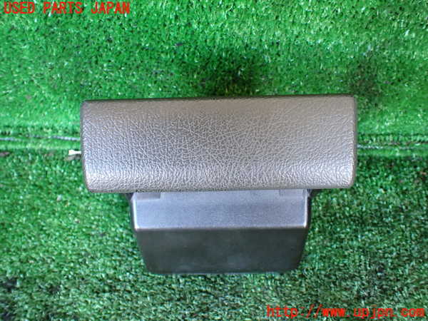 1UPJ-9231537821]ハイラックスサーフ N130系 4ドア(VZN130G)灰皿1 中古_2