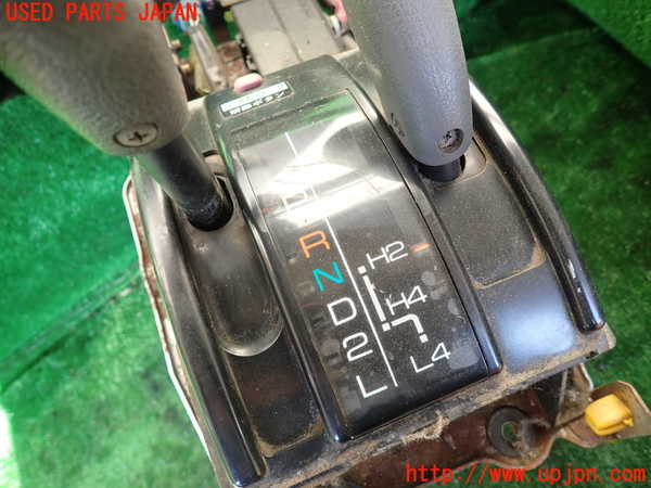 1UPJ-9231537555]ハイラックスサーフ N130系 4ドア(VZN130G)ATシフトレバー 中古_3