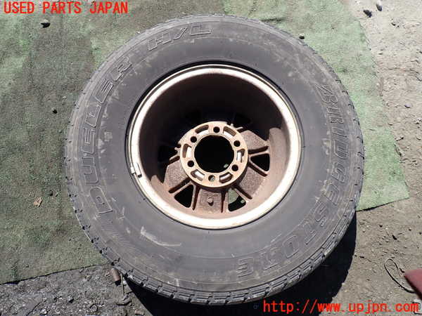 1UPJ-9231539027]ハイラックスサーフ N130系 4ドア(VZN130G)タイヤ　ホイール　1本② 265/70R15 ジャンク_3
