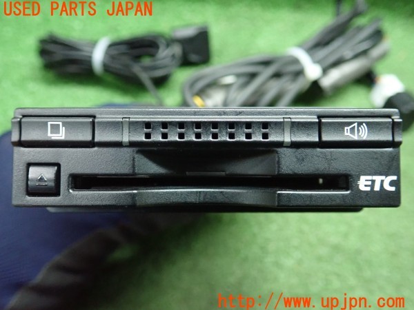 3UPJ=9231550503]ヴォクシー(ZRR80W)純正ビルトイン 08686-00341 ETC車載器 中古_3