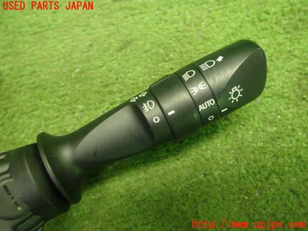 1UPJ-9231556720]ヴォクシー(ノア)(ZRR80W)コンビネーションスイッチ 中古_3