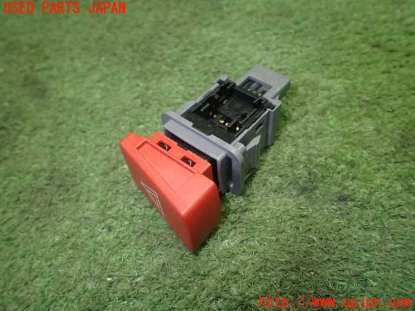 1UPJ-9231556290]ヴォクシー(ノア)(ZRR80W)ハザードスイッチ 中古_3