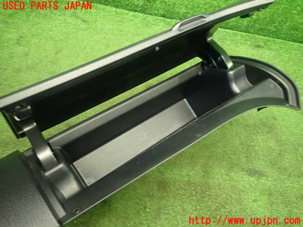 1UPJ-9231557516]ヴォクシー(ノア)(ZRR80W)グローブボックス1 中古_4