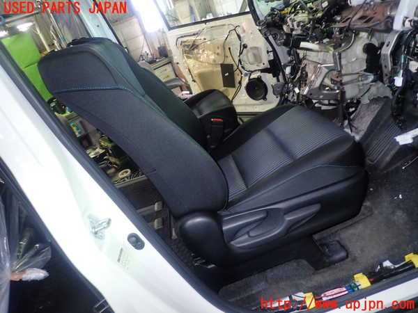 1UPJ-9231557035]ヴォクシー(ノア)(ZRR80W)運転席シート 中古_5