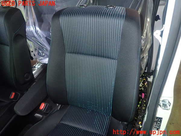 1UPJ-9231557065]ヴォクシー(ノア)(ZRR80W)助手席シート 中古_2