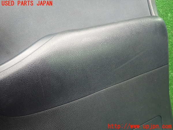 1UPJ-9231551234]ヴォクシー(ノア)(ZRR80W)右前ドア内張り 中古_3