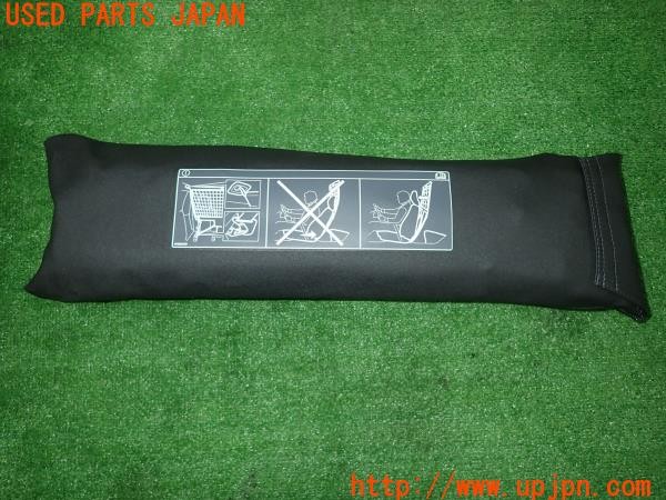 3UPJ=9231560652]ボルボ XC60(DB4204TXC)純正 31263598 ラゲッジネット カーゴネット ドッグガード 中古_4