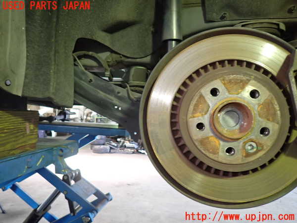 1UPJ-9231564305]ボルボ・XC60(DB4204TXC)左リアナックルハブ 中古_3